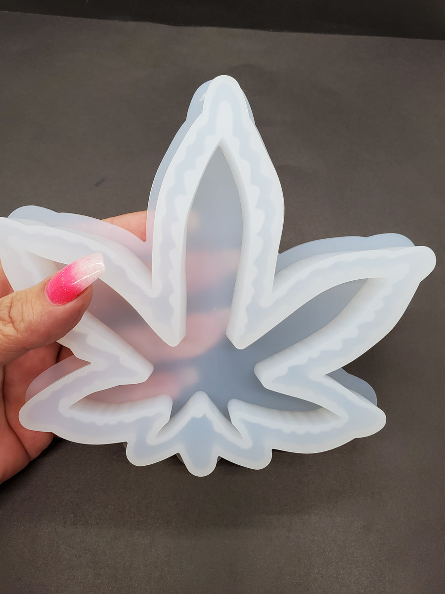 Hemp Leaf Silicone Mold Medium Size Leaf Glitter Goblins