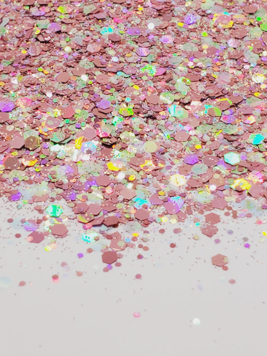 Maiden Marion - Pink Holographic Chunky Glitter Mix – Glitter Goblins