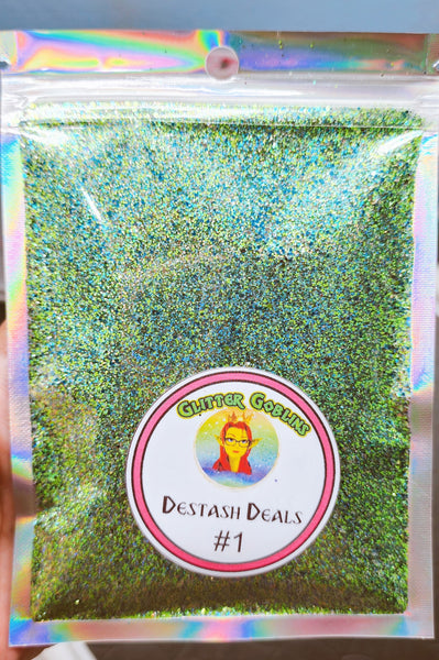 Mix Glitter

Iridescent Chunky

Iridescent

Green Glitter

Green Fine Glitter

fine glitter